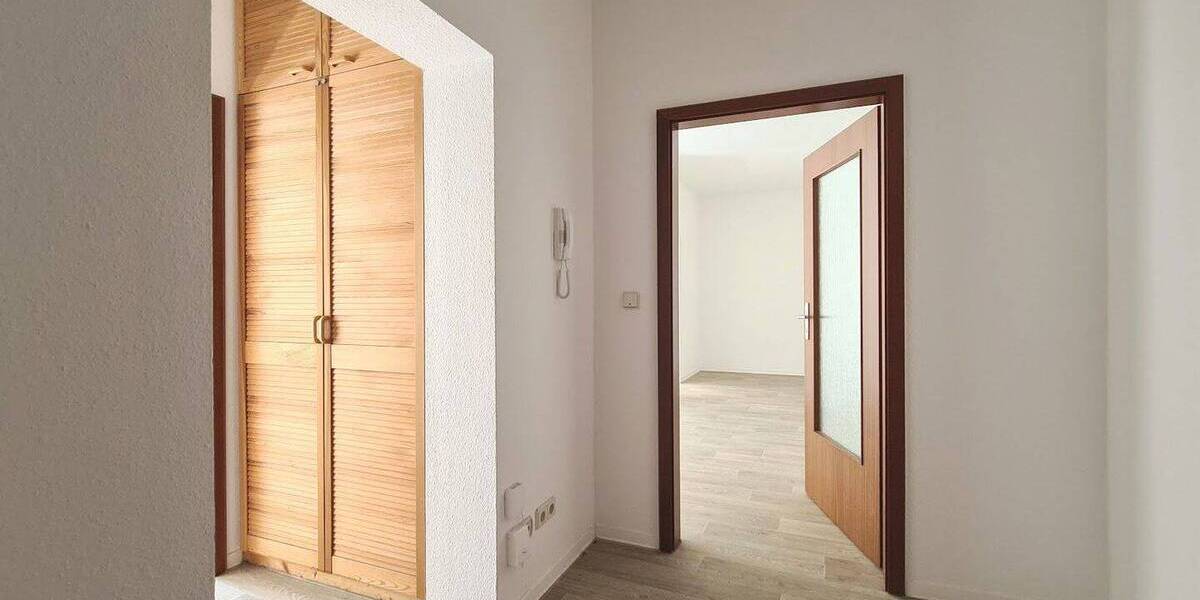 Etagenwohnung Chemnitz Sonnenberg - 1 Zimmer, 54 m&sup2;, 245&euro; | Angebot:26824939