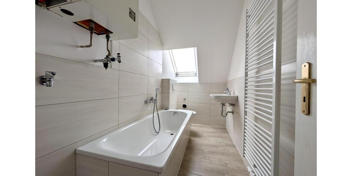 Dachgeschoßwohnung Brandenburg an der Havel Bahnhofsvorstadt - 1 Zimmer, 37 m&sup2;, 442&euro; | Angebot:26446228