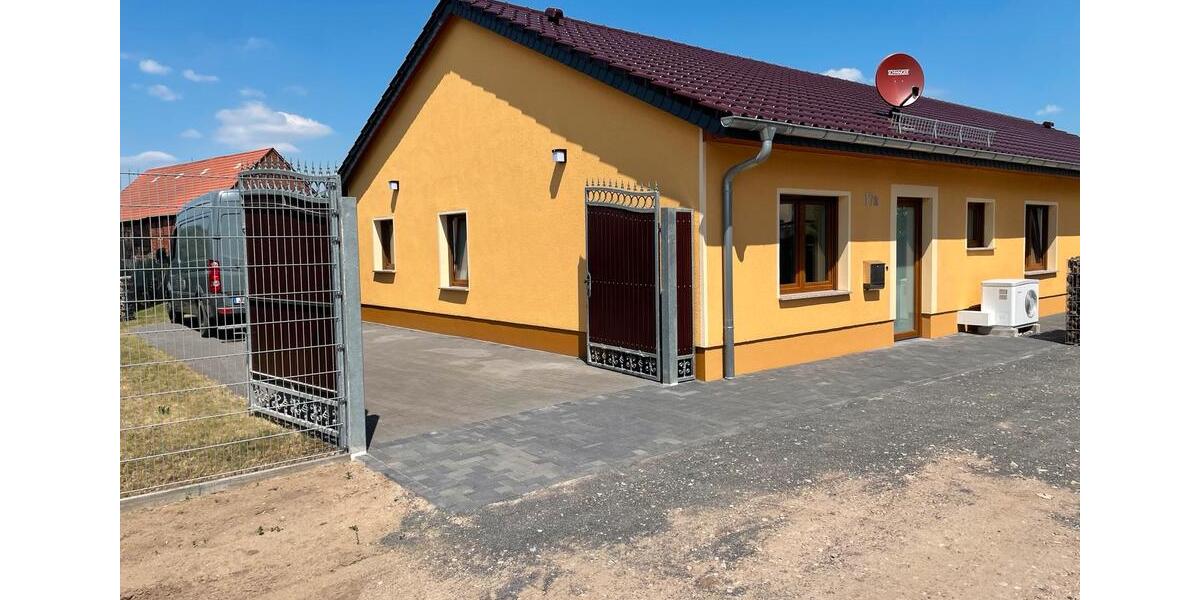 Erdgeschoßwohnung Genthin - 3 Zimmer, 94 m&sup2;, 1.000&euro; | Angebot:27584521