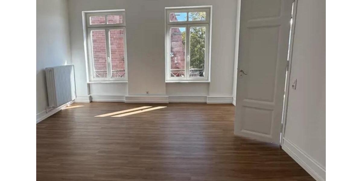 Altbauperle am Rheinufer-großzügige 125 qm 3 Zimmer Wohnung 3 zimmer