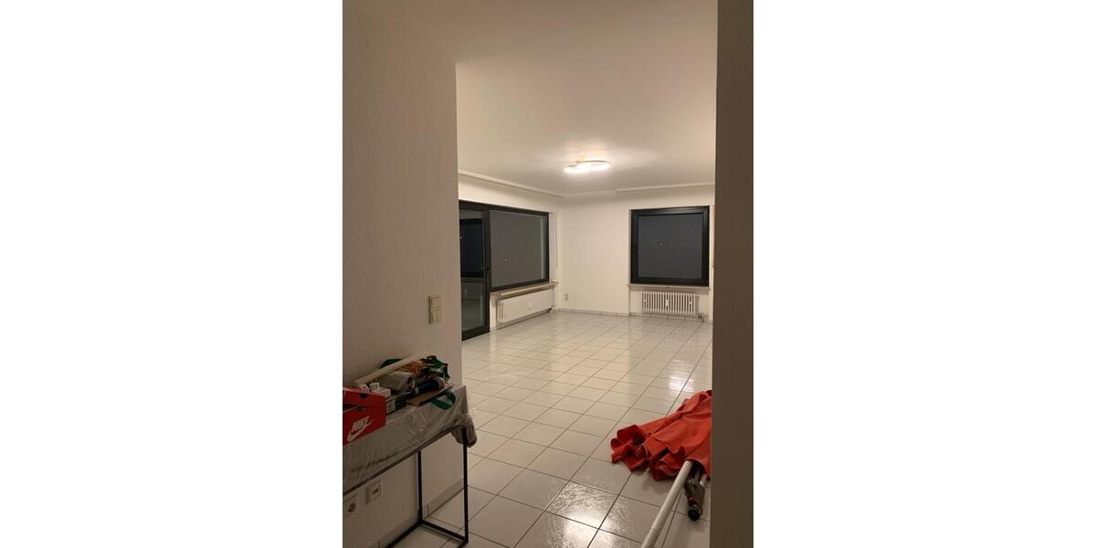 Etagenwohnung Limburg an der Lahn - 4 Zimmer, 120 m&sup2;, 1.200&euro; | Angebot:24974496