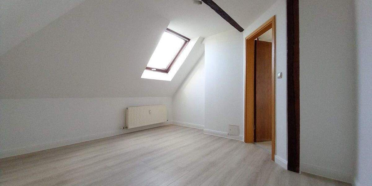 Etagenwohnung Crimmitschau - 3 Zimmer, 54 m&sup2;, 359&euro; | Angebot:25796757