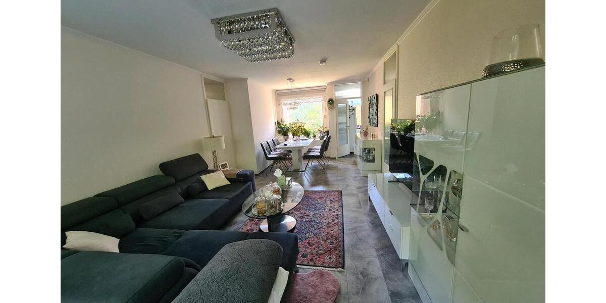 Erdgeschoßwohnung Hamburg Wandsbek - 3 Zimmer, 70 m&sup2;, 1.200&euro; | Angebot:26047384