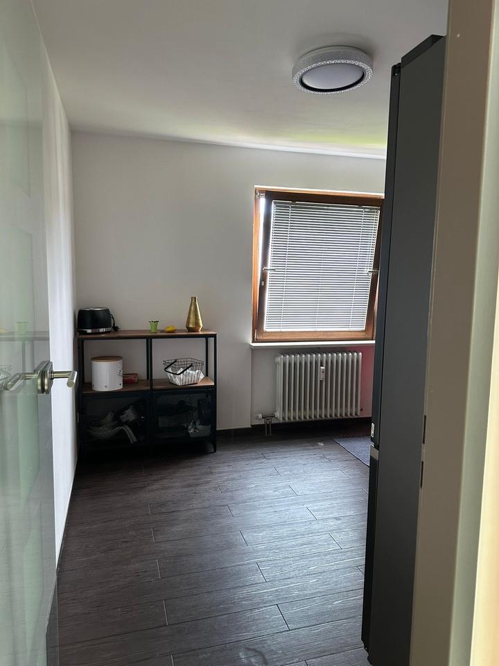 helle, ruhige 3,5 Zimmerwohnung 86 qm inkl. Terasse zu vermieten