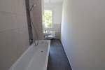 Verdammt ich lieb dich...3-RW mit Wanne u. Balkon!!! 3 zimmer
