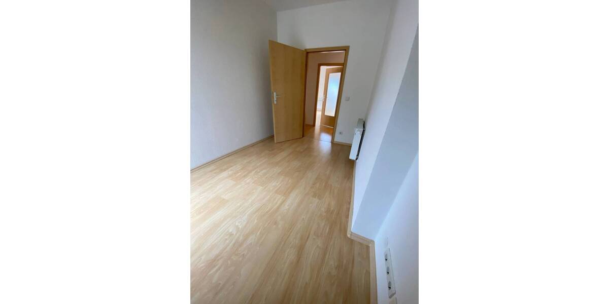 Zimmer Chemnitz Lutherviertel - 3 Zimmer, 57 m&sup2;, 327&euro; | Angebot:26320318