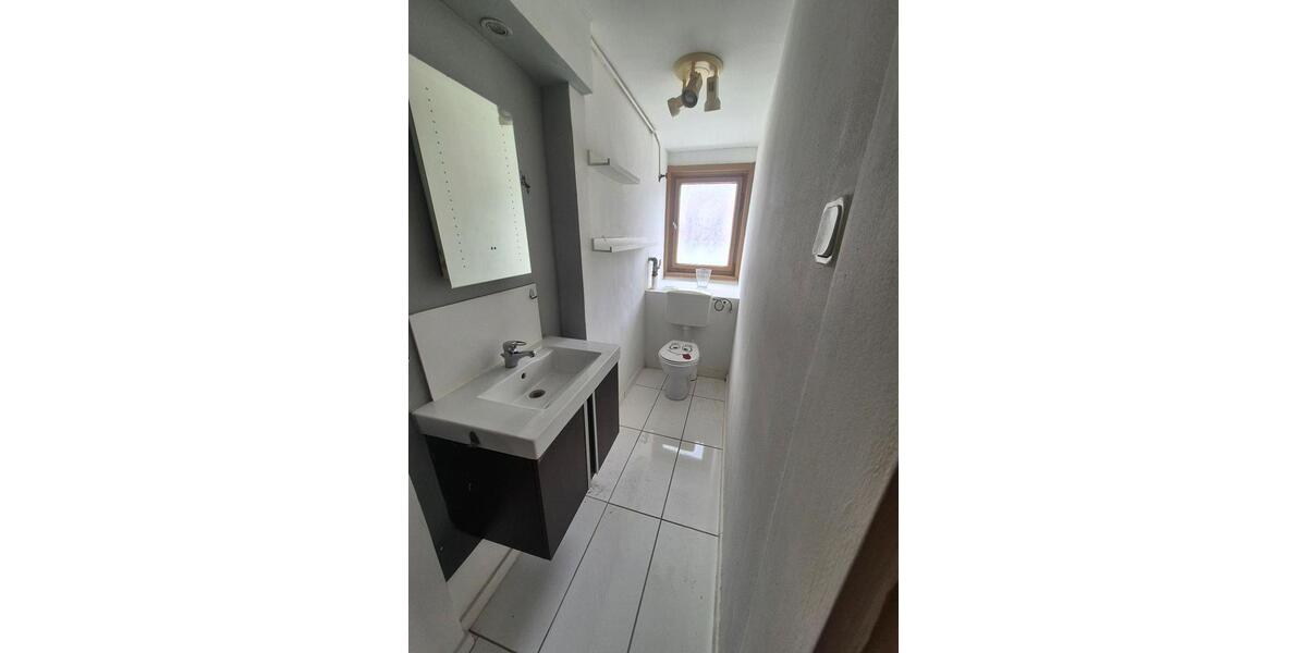 Dachgeschoßwohnung Albstadt - 3 Zimmer, 69 m&sup2;, 700&euro; | Angebot:26447043