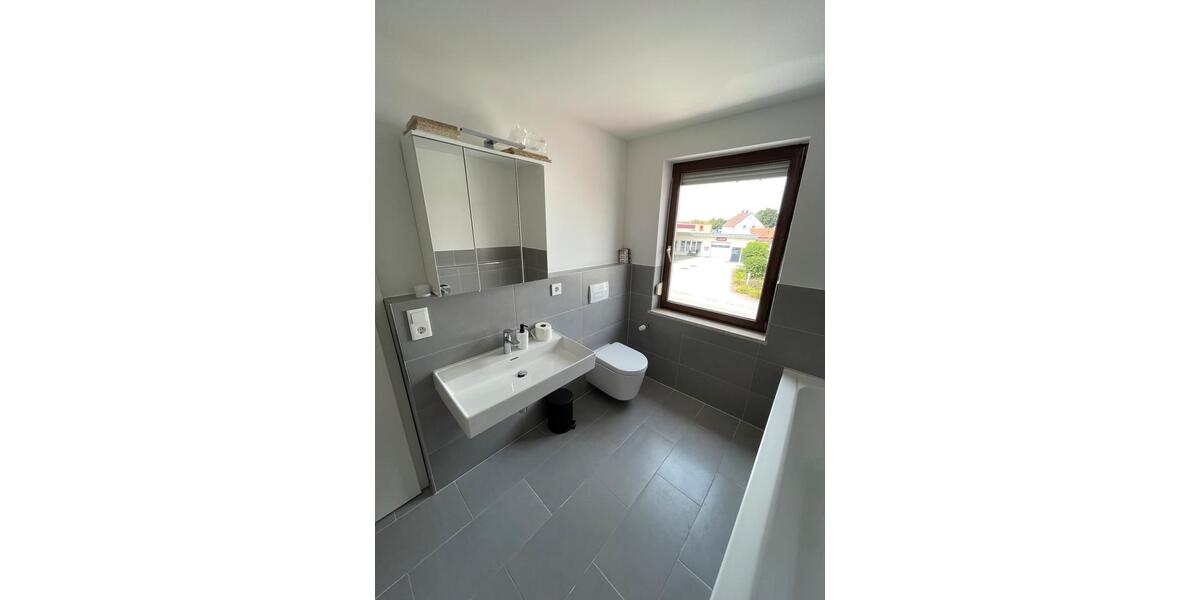 Reihenhaus Straubing - 3 Zimmer, 98 m&sup2;, 950&euro; | Angebot:26237530