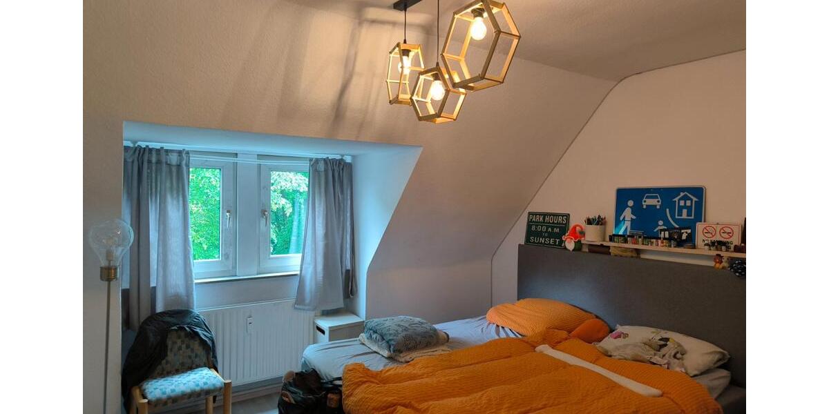 Dachgeschoßwohnung Gelsenkirchen Gelsenkirchen-Nord - 2.5 Zimmer, 50 m&sup2;, 289&euro; | Angebot:26699824