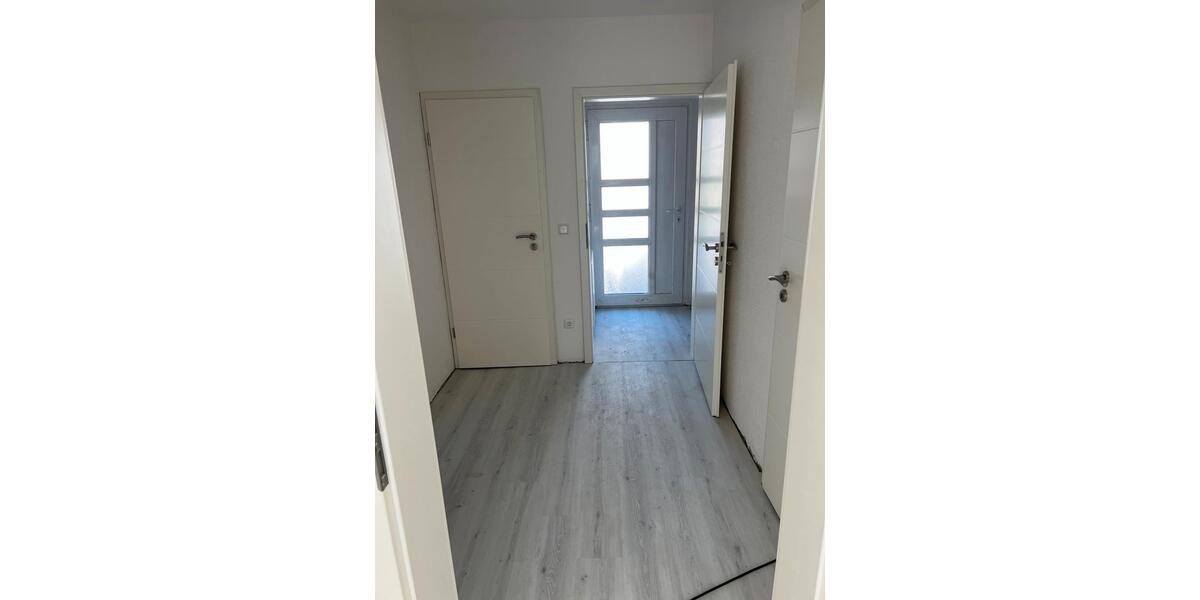 Reihenhaus Tuttlingen - 5 Zimmer, 120 m&sup2;, 1.400&euro; | Angebot:26211753