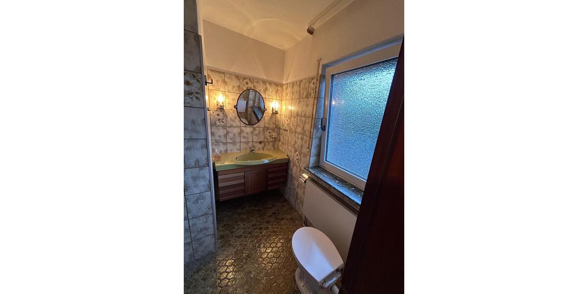 Freistehendes Einfamilienhaus zur Miete - ab sofort! 8 zimmer