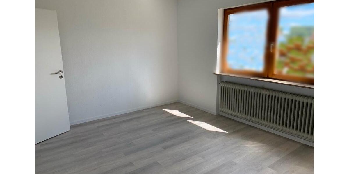 Etagenwohnung Neuenstein - 2 Zimmer, 71 m&sup2;, 950&euro; | Angebot:25551110