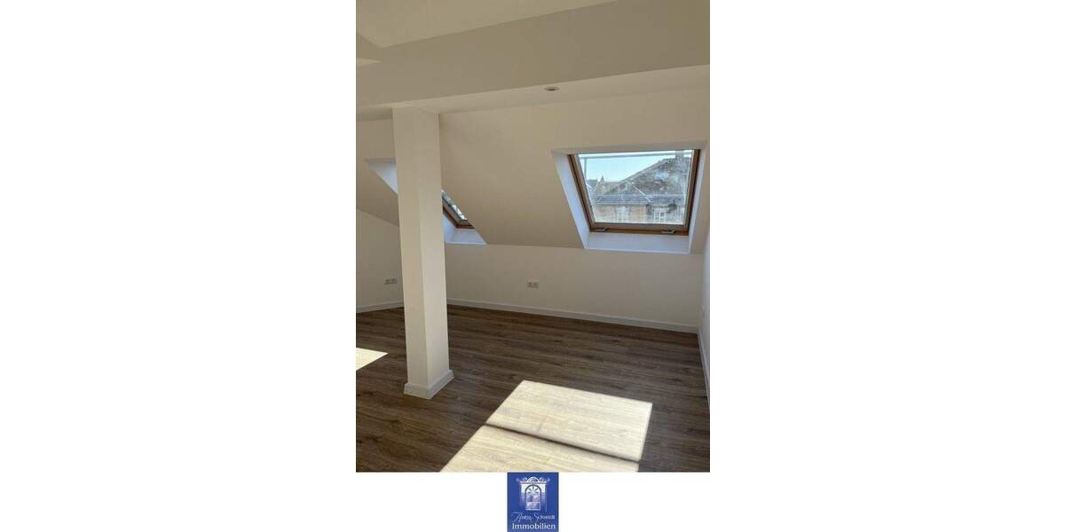 Etagenwohnung Dresden Cotta - 5 Zimmer, 119 m&sup2;, 1.500&euro; | Angebot:25709117