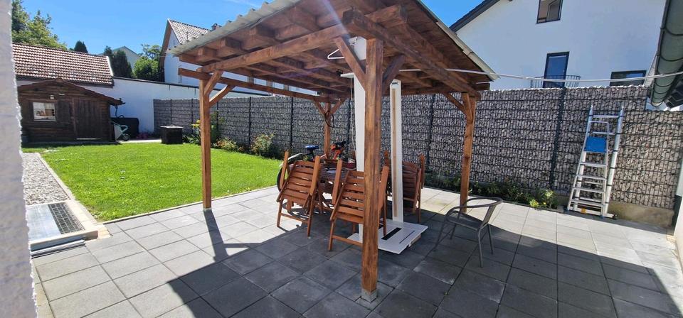 Charmante, helle 2,5-Zimmer-DG wohnung in ruhiger Wohngegend 2 zimmer