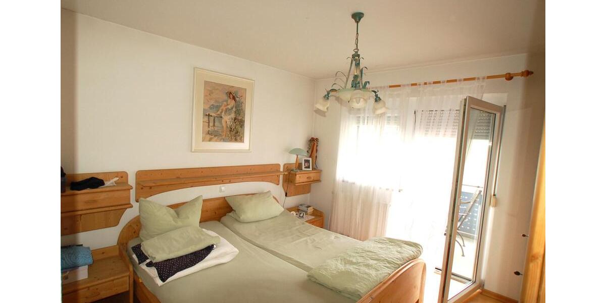 Dachgeschoßwohnung Hartheim am Rhein - 5 Zimmer, 132 m&sup2;, 1.584&euro; | Angebot:25106805