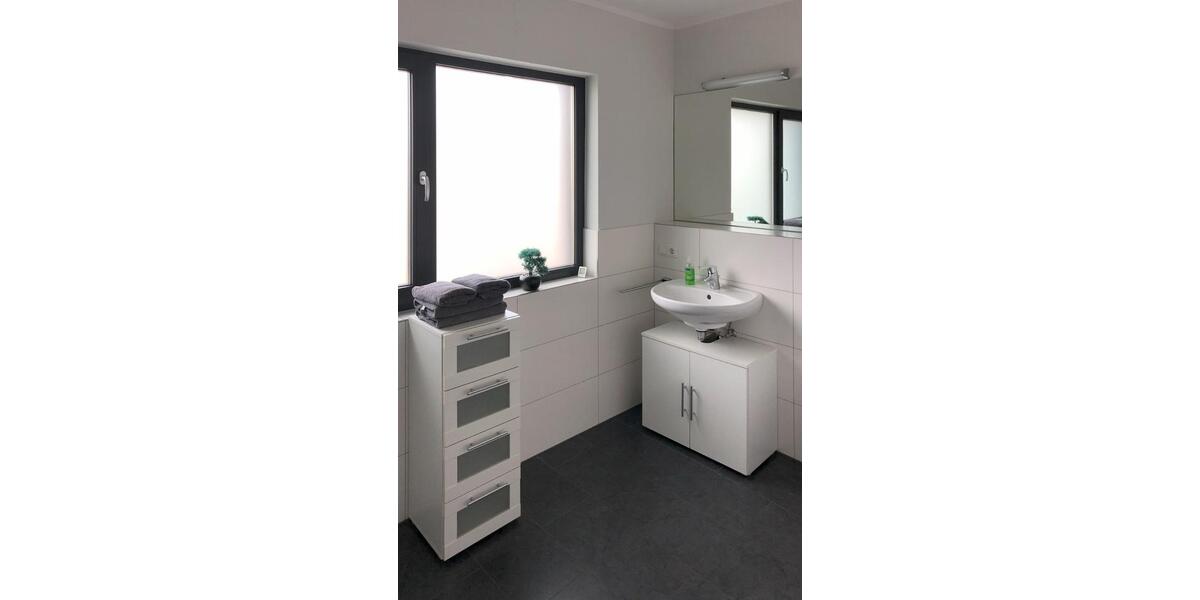 Wohnen auf Zeit Großwallstadt - 2 Zimmer, 55 m&sup2;, 1.495&euro; | Angebot:24678113