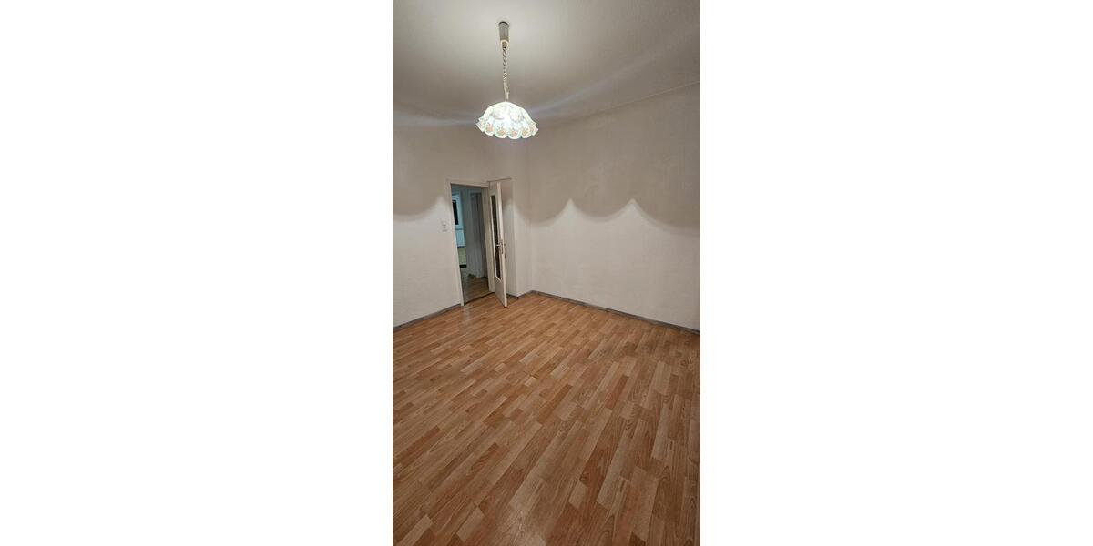 Etagenwohnung Göppingen - 3 Zimmer, 80 m&sup2;, 980&euro; | Angebot:25173171