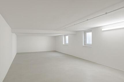 Abschließbarer, frisch sanierter Kellerraum 66qm in Bahnhofsnähe zimmer