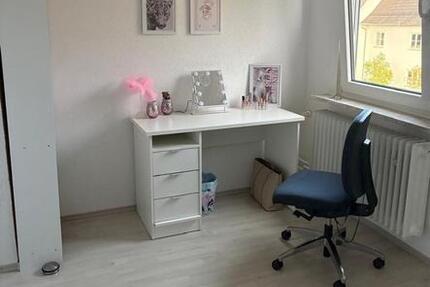 Wohnen auf Zeit Villingen-Schwenningen Schwenningen - 1 Zimmer, 18 m&sup2;, 400&euro; | Angebot:26614683