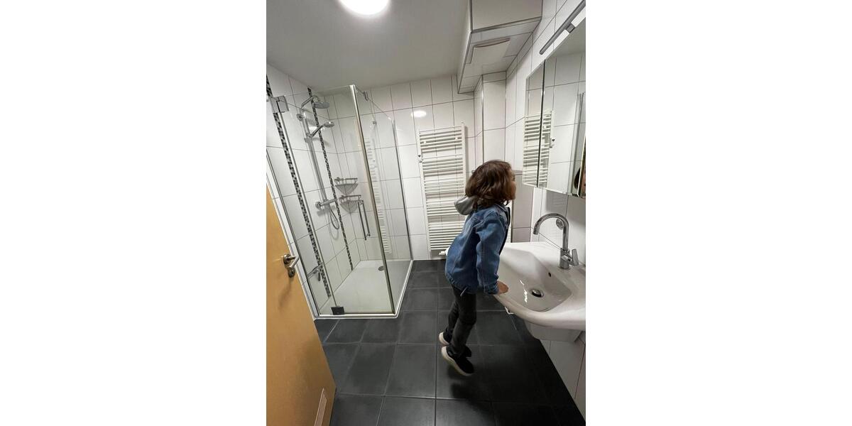 Etagenwohnung Mülheim an der Ruhr Heißen - 4 Zimmer, 81 m&sup2;, 1.250&euro; | Angebot:25174806