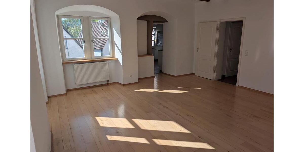 Etagenwohnung Großbottwar - 2 Zimmer, 64 m&sup2;, 750&euro; | Angebot:26619557