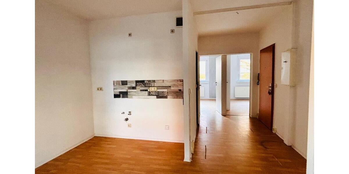 Etagenwohnung Suhl - 4 Zimmer, 68 m&sup2;, 360&euro; | Angebot:23843034