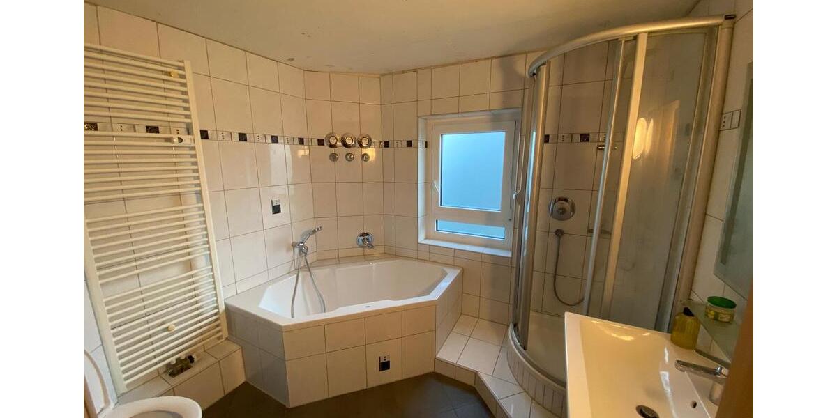 Erdgeschoßwohnung Wächtersbach - 2.5 Zimmer, 84 m&sup2;, 750&euro; | Angebot:26385302