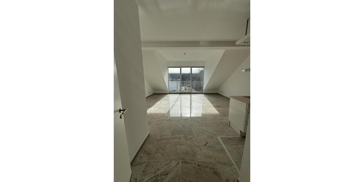 Einfamilienhaus Köln - 3.5 Zimmer, 123 m&sup2;, 2.000&euro; | Angebot:25084534