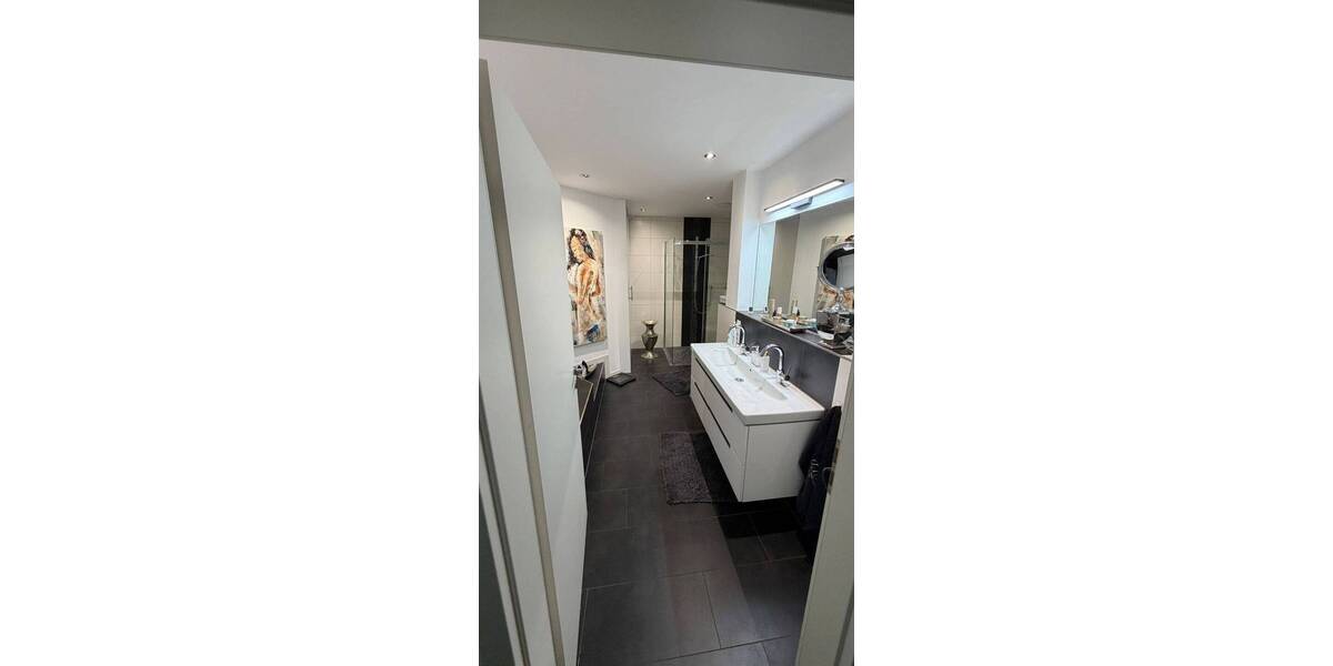Etagenwohnung Bad Wildungen Bad Wildungen (Kernstadt) - 5 Zimmer, 150 m&sup2;, 1.320&euro; | Angebot:26498978
