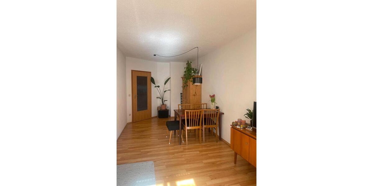 Etagenwohnung Rosenheim Innenstadt - 2 Zimmer, 66 m&sup2;, 850&euro; | Angebot:26291889