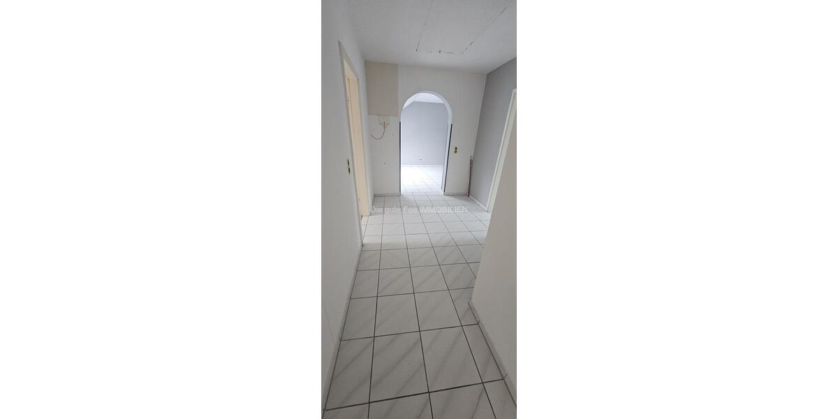 Dachgeschoßwohnung Mehring - 4 Zimmer, 93 m&sup2;, 890&euro; | Angebot:24522913