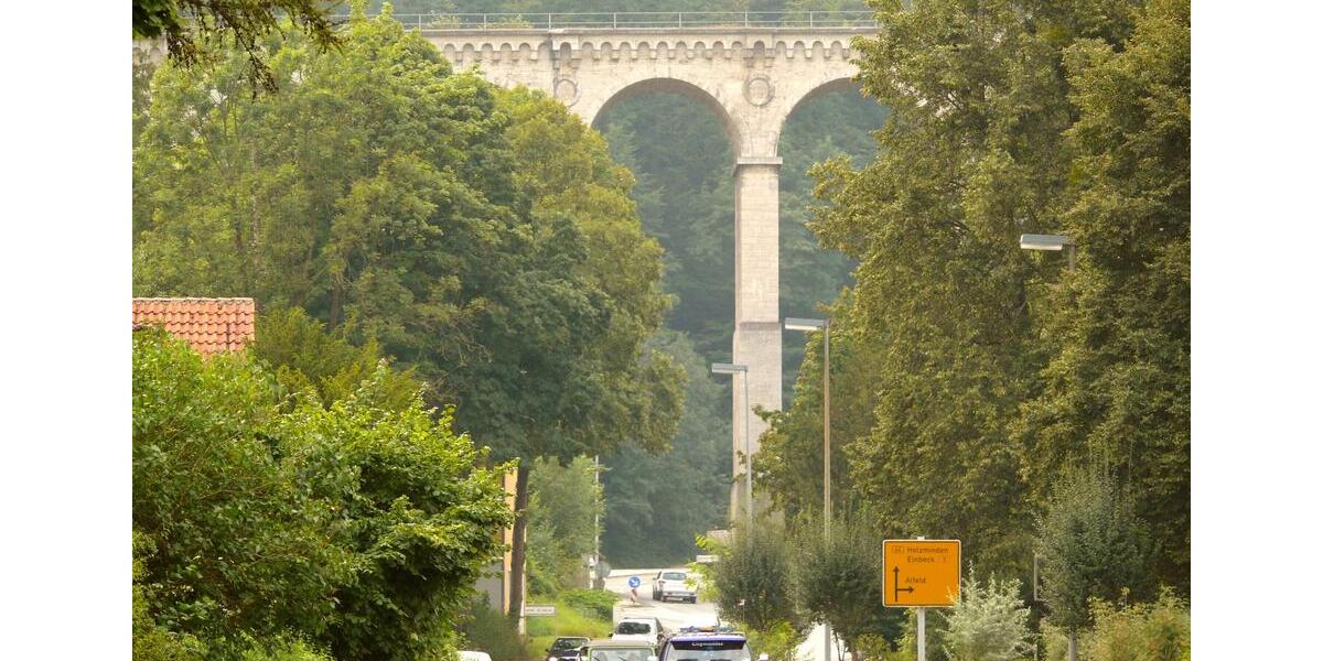 Dachgeschoßwohnung Einbeck - 3 Zimmer, 68 m&sup2;, 440&euro; | Angebot:25047486