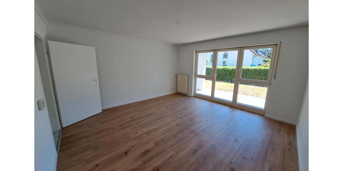 Bungalow Landau in der Pfalz - 8 Zimmer, 219 m&sup2;, 2.650&euro; | Angebot:26445773