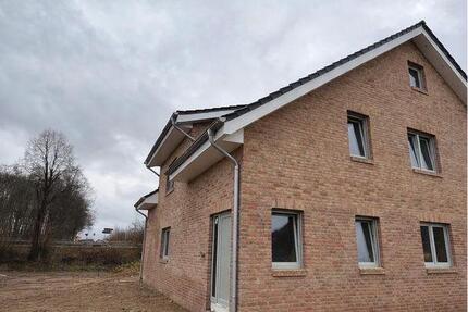 Haus Ostercappeln - 4 Zimmer, 131 m&sup2;, 1.500&euro; | Angebot:25384740