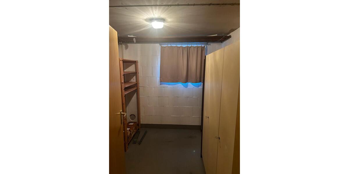 Dachgeschoßwohnung Bad Arolsen - 2 Zimmer, 70 m&sup2;, 600&euro; | Angebot:26010375