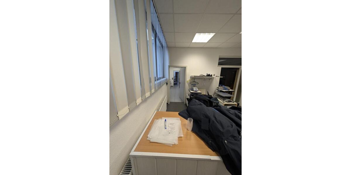 Gewerbeobjekt Hallstadt - 2.200&euro; | Angebot:24622177