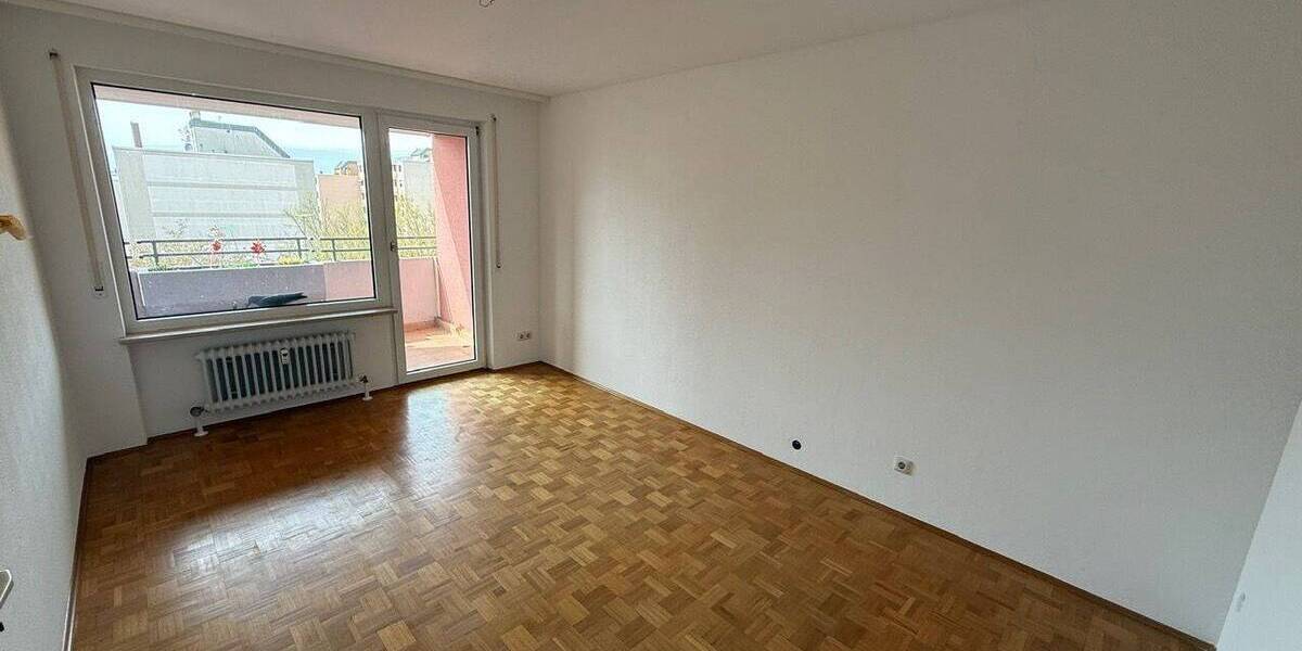 Etagenwohnung Nürnberg Großreuth b Schweinau - 3 Zimmer, 83 m&sup2;, 1.100&euro; | Angebot:25971192