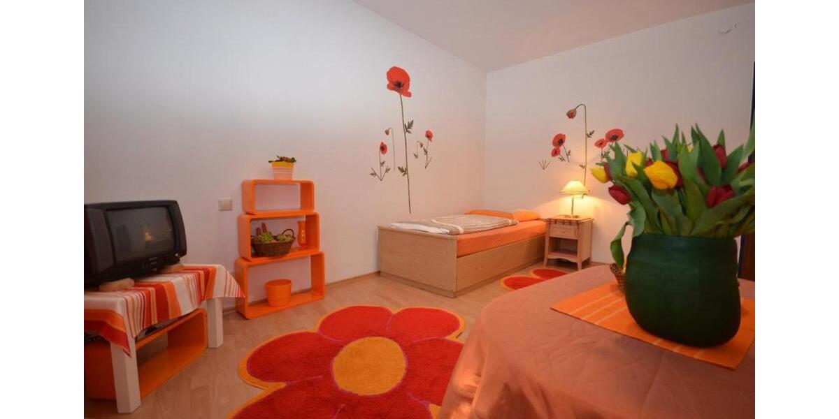 Etagenwohnung Wunsiedel - 1.5 Zimmer, 35 m&sup2;, 460&euro; | Angebot:26003210