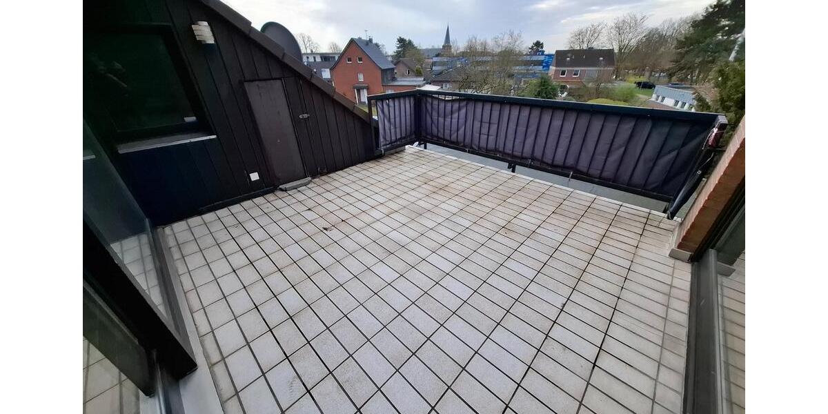 Dachgeschoßwohnung Erkelenz - 3 Zimmer, 94 m&sup2;, 800&euro; | Angebot:25433208