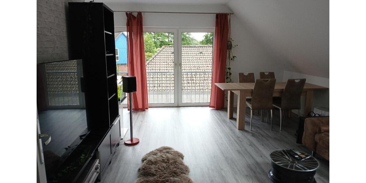 Dachgeschoßwohnung Itzehoe - 3.5 Zimmer, 81 m&sup2;, 900&euro; | Angebot:26029954