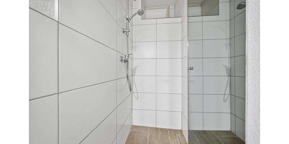 Wohnen auf Zeit Metzingen - 4 Zimmer, 140 m&sup2;, 140&euro; | Angebot:24841810