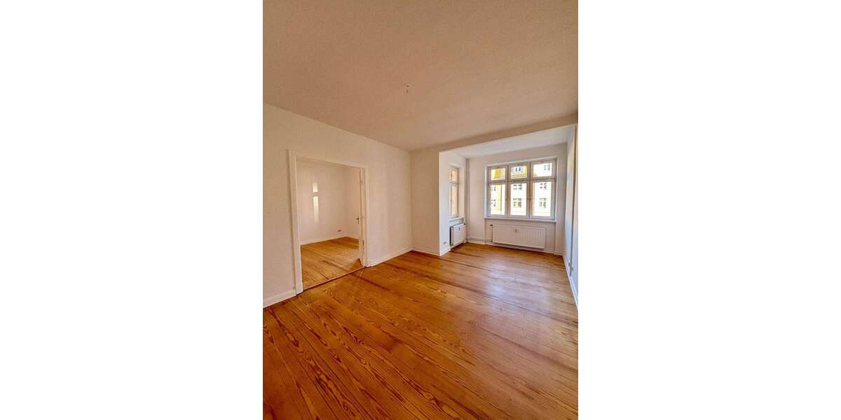 Etagenwohnung Schwerin Weststadt - 3 Zimmer, 83 m&sup2;, 662&euro; | Angebot:24611823