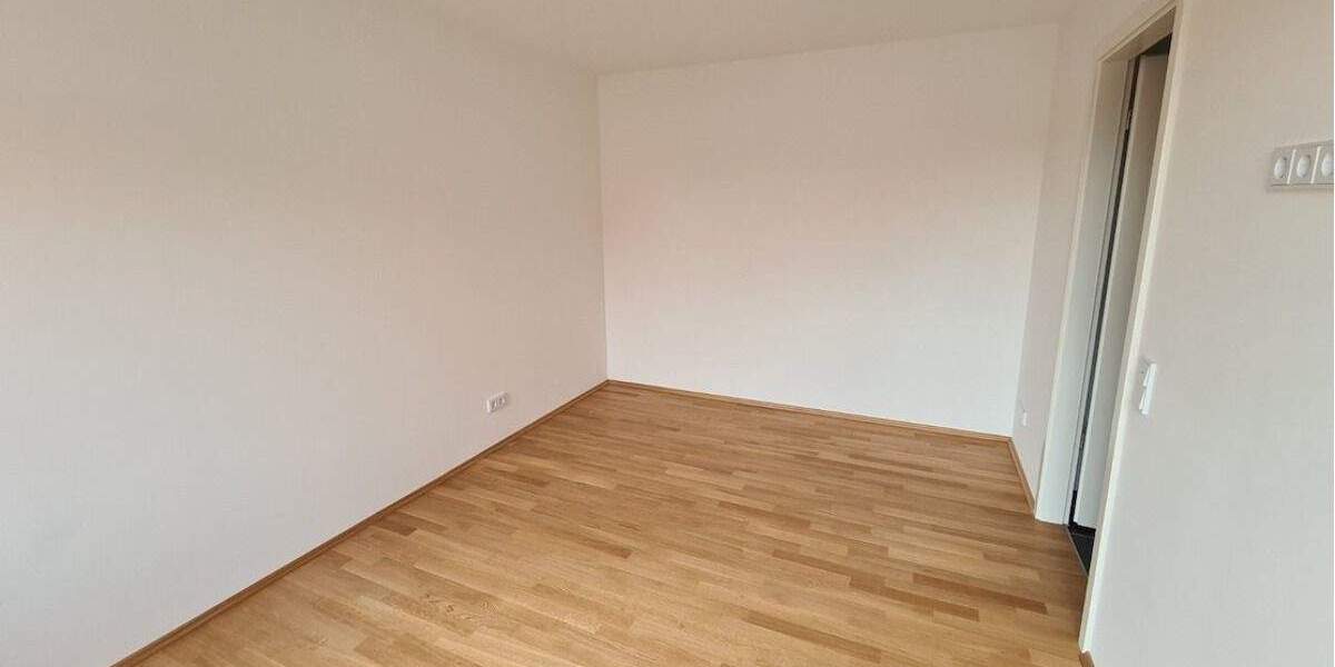 Etagenwohnung München Sendling-Westpark - 4 Zimmer, 95 m&sup2;, 2.175&euro; | Angebot:25262852