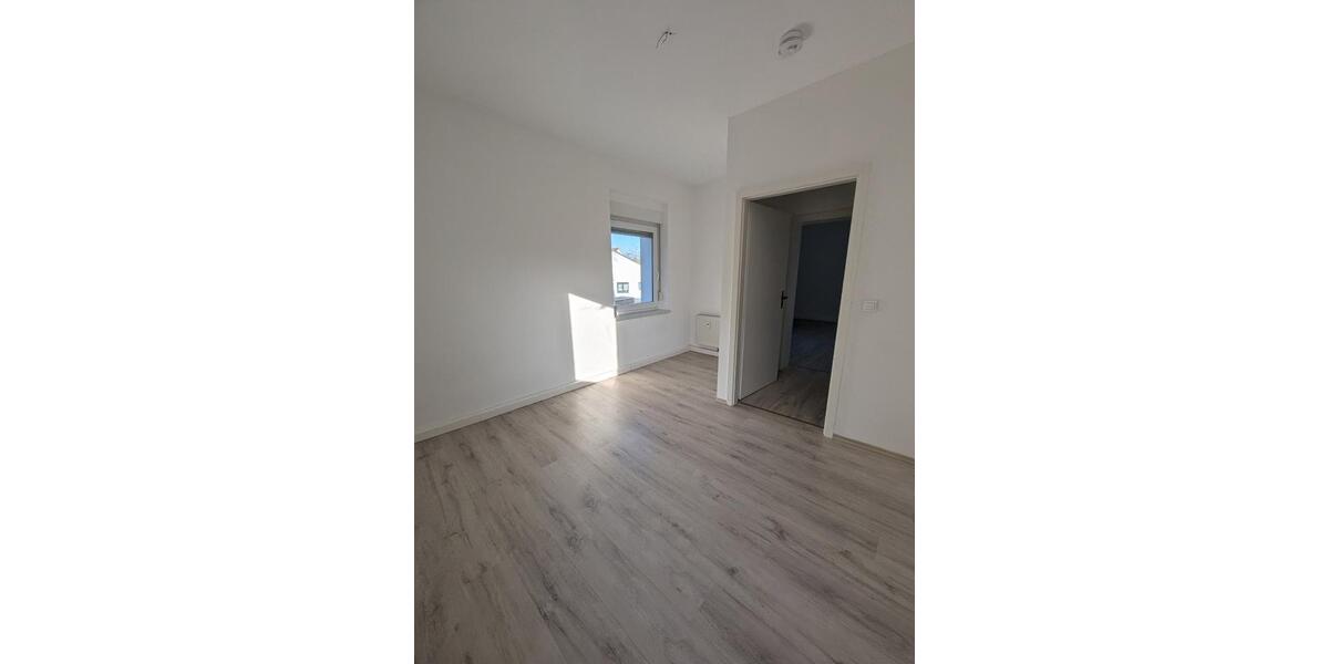 Etagenwohnung Bennewitz - 3 Zimmer, 69 m&sup2;, 599&euro; | Angebot:24747657
