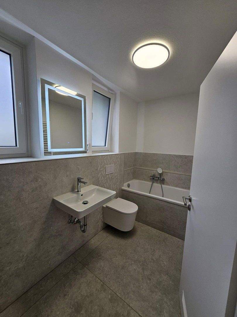 Stilvolle 3 Zi-Wohnung mit Garten & Terrasse - Erstbezug nach hochwertiger Komplettsanierung 3 zimmer