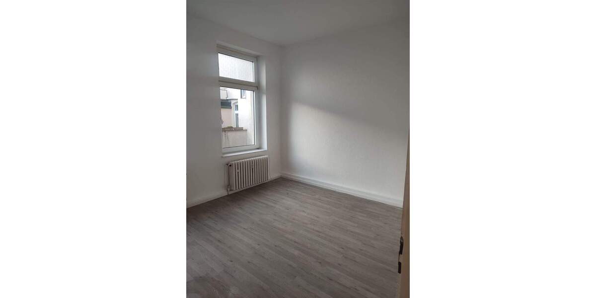 Etagenwohnung Oberhausen Altstadt-Mitte - 4 Zimmer, 85 m&sup2;, 510&euro; | Angebot:23419434
