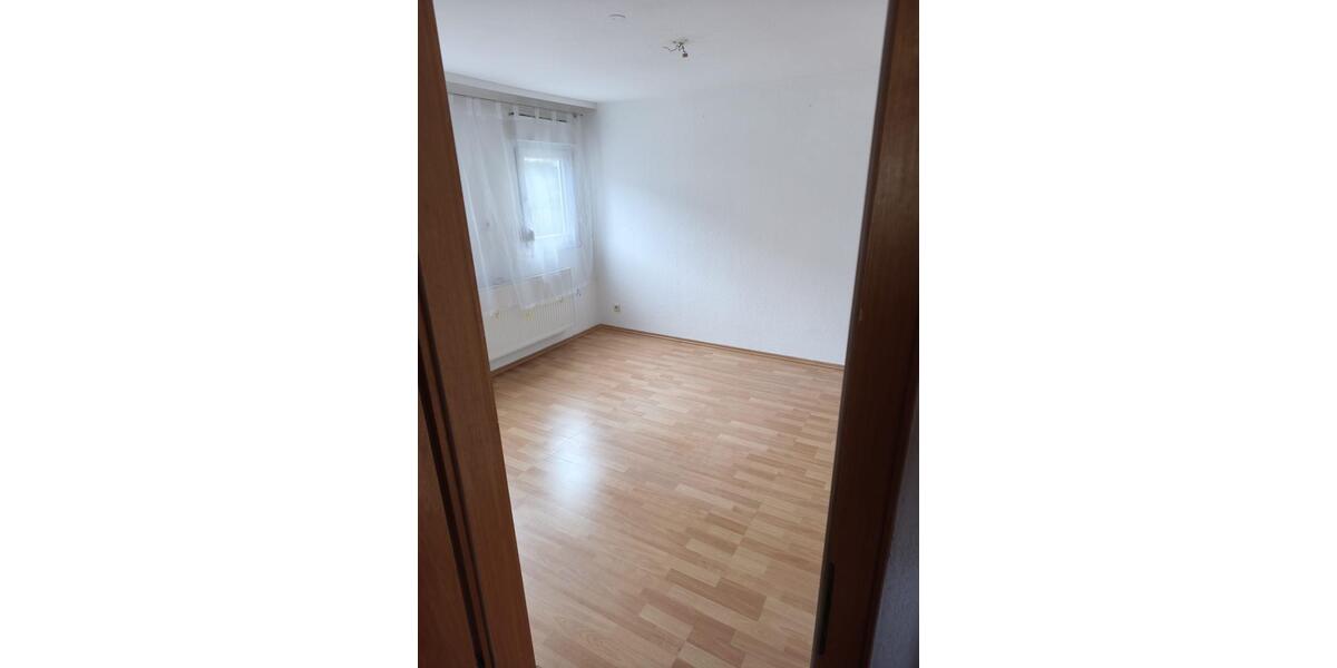 Dachgeschoßwohnung Plettenberg - 4 Zimmer, 68 m&sup2;, 450&euro; | Angebot:24743891