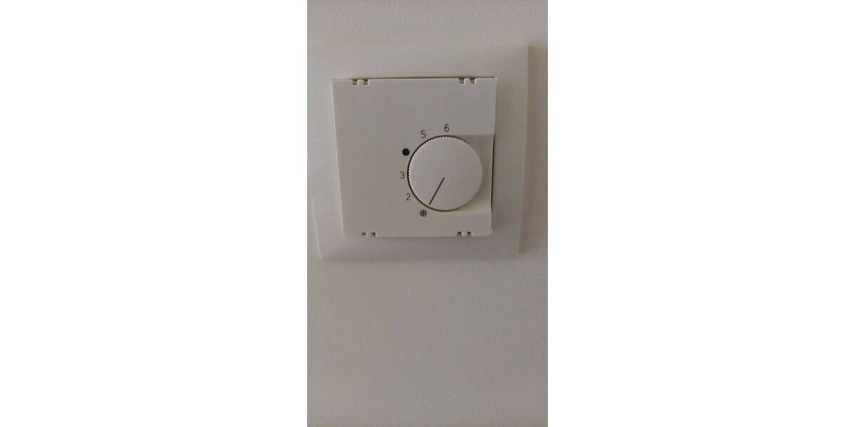 Etagenwohnung Chemnitz Schloßchemnitz - 2 Zimmer, 75 m&sup2;, 680&euro; | Angebot:26016489