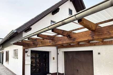 Haus zum Mieten in Buseck 1.290 € 165 m² 5 zimmer