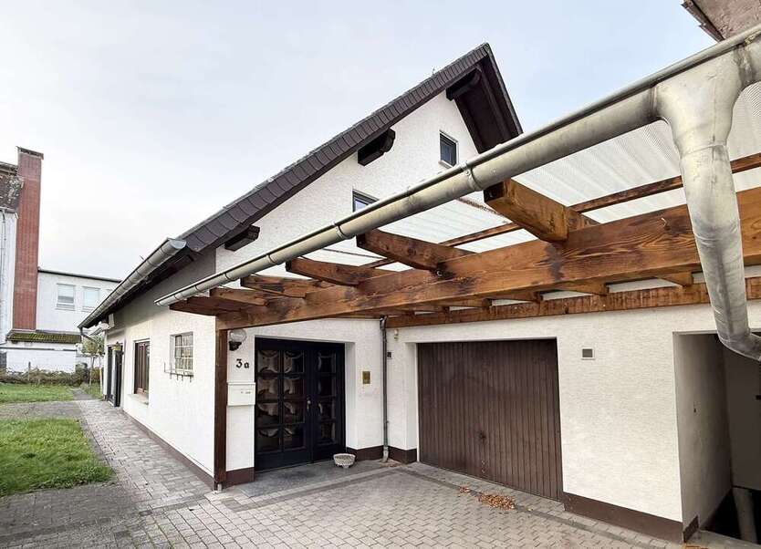 Haus zum Mieten in Buseck 1.290 € 165 m² 5 zimmer